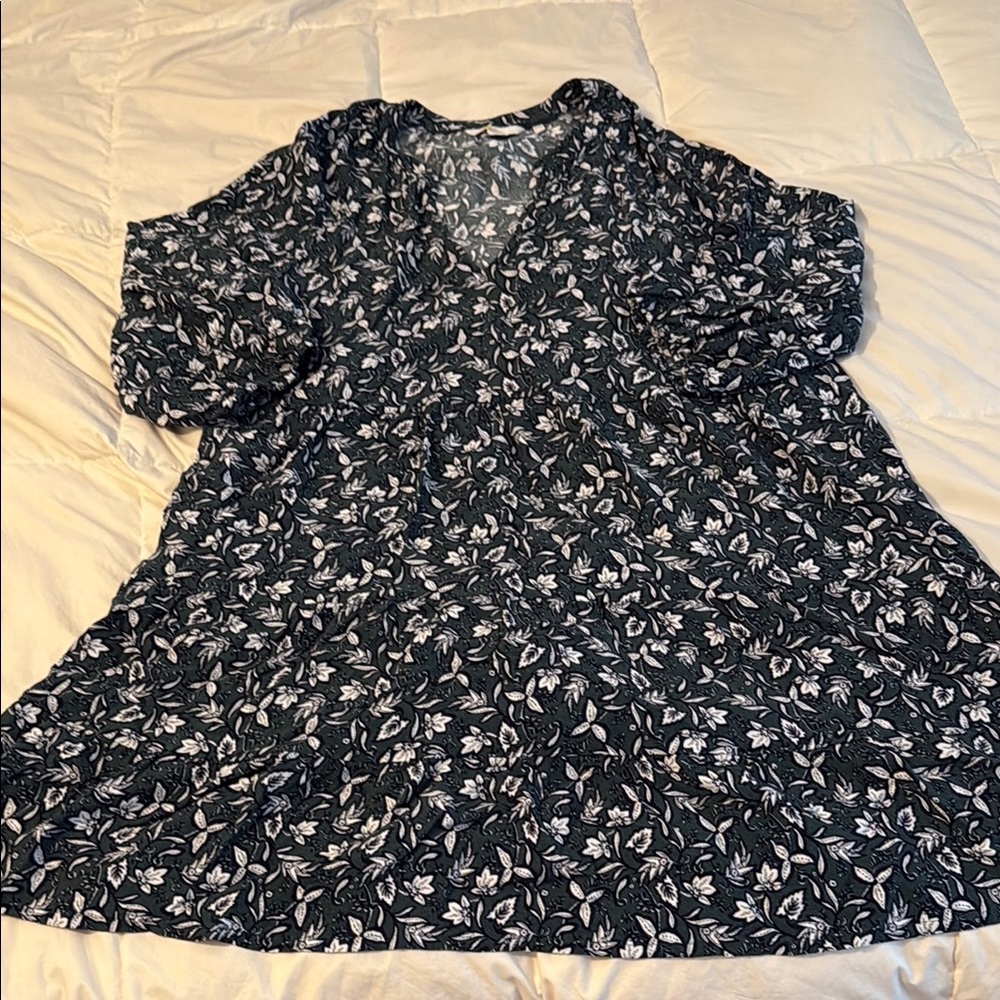 Boden White and Green Floral Tunic Dress with 3/4 Sleeves